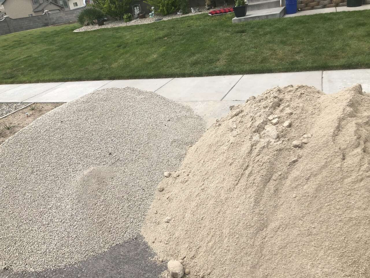 2 Tons Paver Sand Or Pea Gravel Home And Garden Ksl 2 Tons Paver Sand Or Pea Gravel Home And Garden Ksl